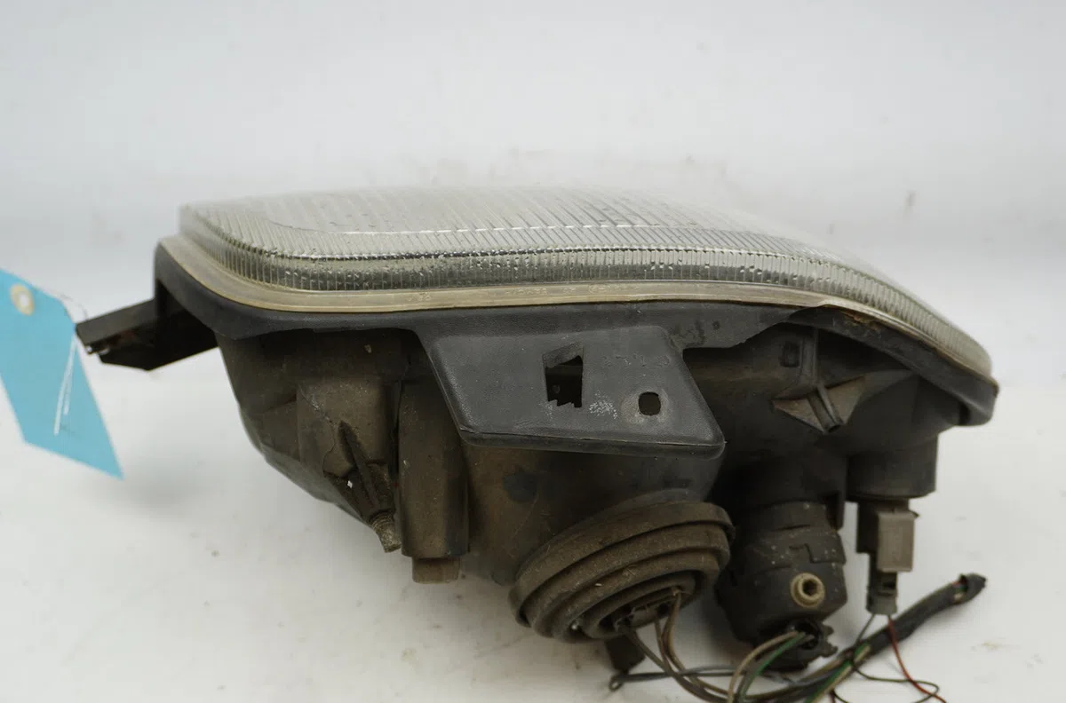 Phare droit Renault CLIO II (BB_, CB_) 1.9 d (b-cb0e, bb0j) (1998-2005) occasion
