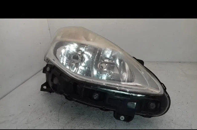 Phare droit Renault CLIO III (BR0-1, CR0-1) 1.5 dci (2010-2014) 5 portes occasion