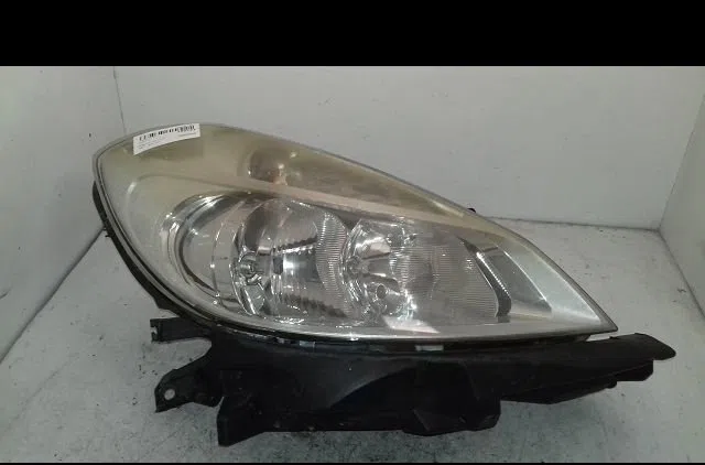 Phare droit Renault CLIO III (BR0-1, CR0-1) 1.5 dci (br0h, cr0h, cr1s, br1s) (2005-2014) 3 portes occasion