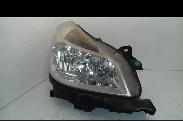 Phare droit Renault CLIO III (BR0-1, CR0-1) 1.5 dci (c-br0g, c-br1g) (2005-2012) 5 portes occasion