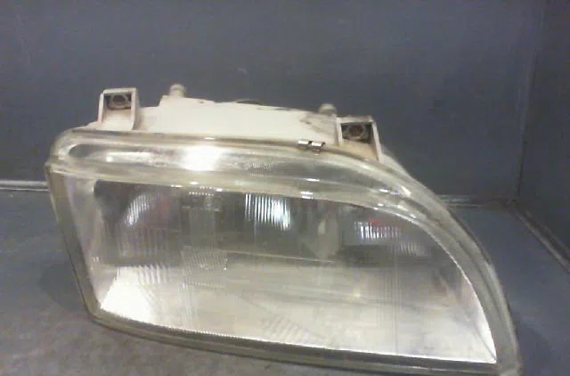 Phare droit RENAULT ESPACE 1992 occasion