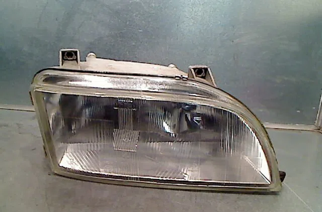 Phare droit RENAULT ESPACE 1993 occasion