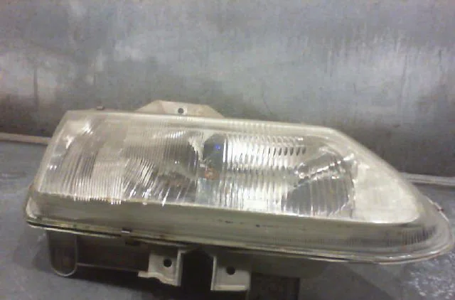 Phare droit RENAULT ESPACE 1998 occasion