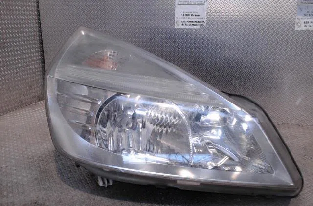 Phare droit RENAULT ESPACE 4  ESPACE 4 PHASE 2 occasion