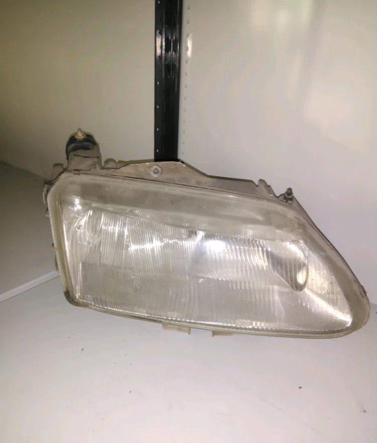 Phare droit RENAULT ESPACE III 1997 occasion