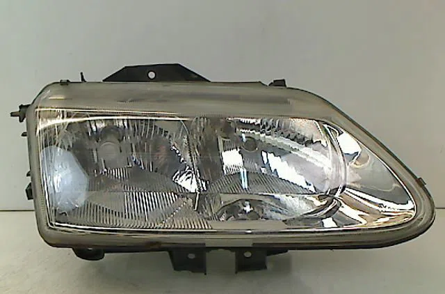 Phare droit RENAULT ESPACE III 2001 occasion