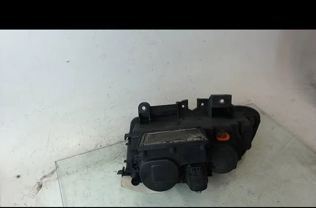 Phare droit Renault ESPACE III (JE0_) 2.0 16v (je0n, je0l, je02) (1998-2002) occasion