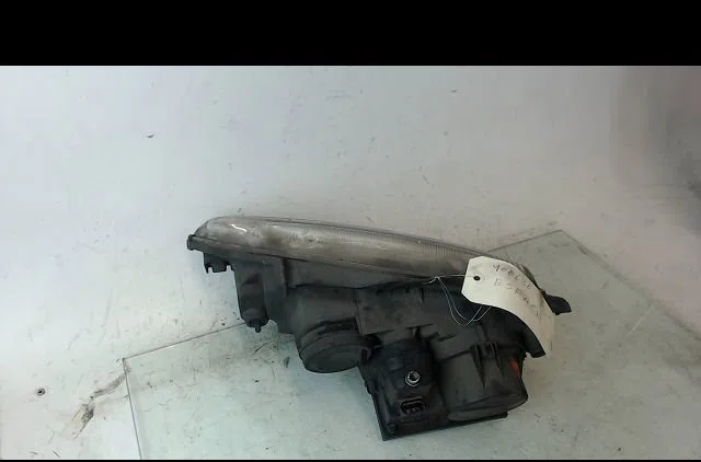 Phare droit Renault ESPACE III (JE0_) 2.0 16v (je0n, je0l, je02) (1998-2002) occasion