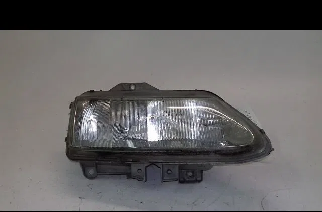 Phare droit Renault ESPACE III (JE0_) 2.2 12v td (je0e, je0h, je0p) (1996-2000) occasion