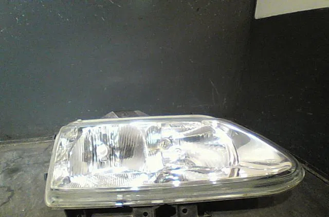 Phare droit Renault ESPACE III (JE0_) 2.2 dci (je0k) (2000-2002) 5 portes occasion