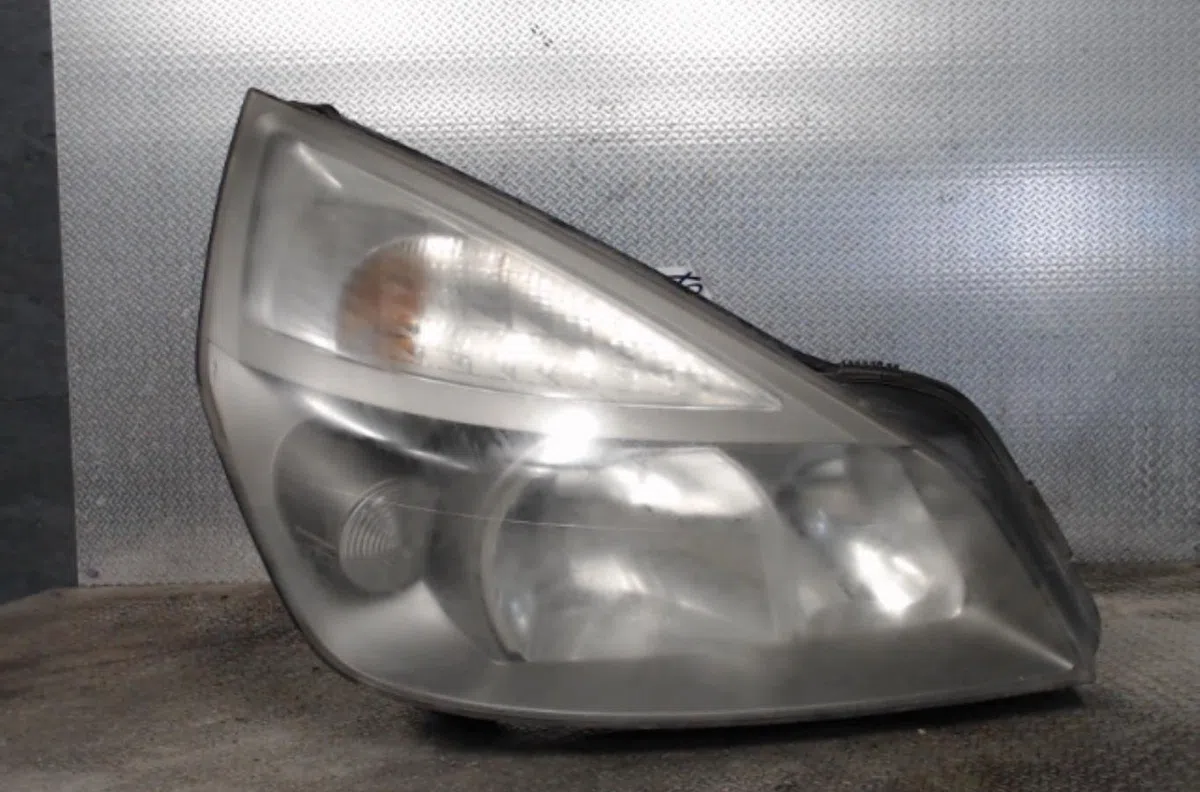 Phare droit Renault ESPACE IV (JK0-1_) 1.9 dci (jk0u, jk0g) (2002) occasion