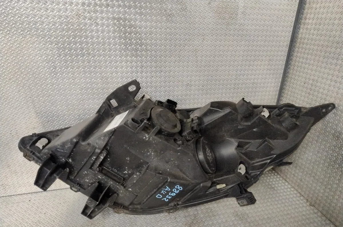 Phare droit Renault GRAND SCÉNIC III (JZ0-1_) 1.9 dci (2009) occasion