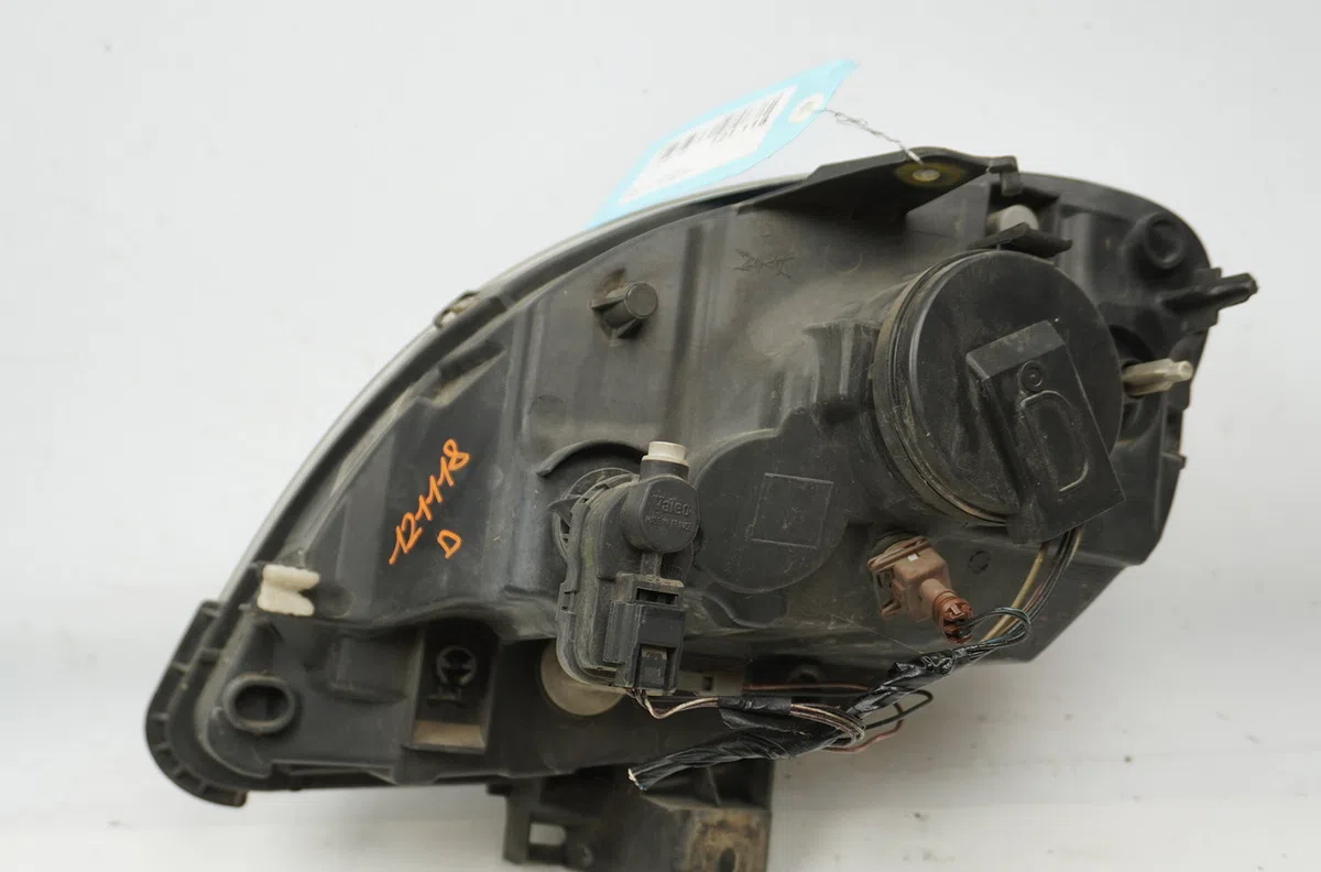 Phare droit Renault KANGOO Express (FC0-1_) 1.5 dci (2005) 4 portes occasion