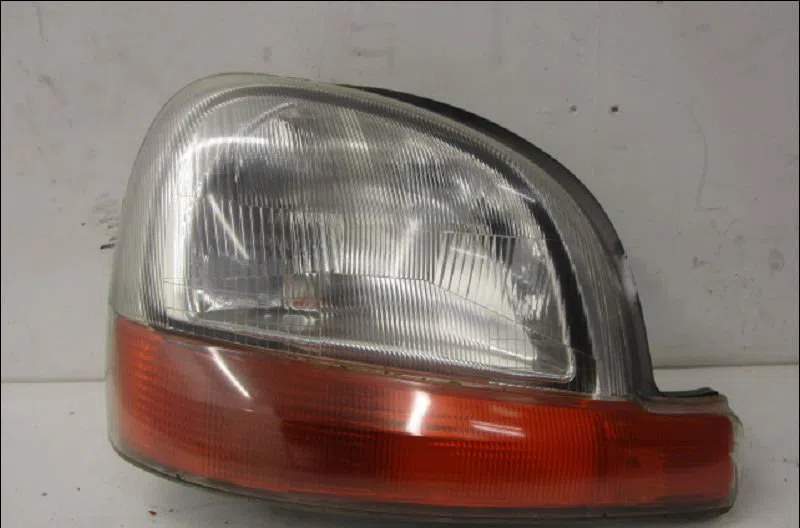 Phare droit Renault KANGOO Express (FC0-1_) D 55 1.9 (fc0d) (1997) occasion