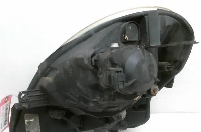 Phare droit Renault KANGOO Express (FW0-1_) 1.5 dci 90 (fw0g, fw05, fw08, fw11) (2009) 4 portes occasion