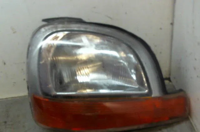 Phare droit Renault KANGOO (KC0-1_) 1.2 (kc0a, kc0k, kc0f, kc01) (1997) occasion