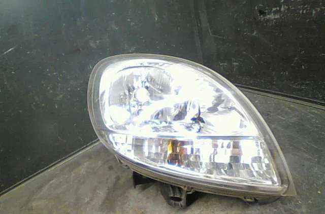 Phare droit Renault KANGOO (KC0-1_) 1.5 dci (kc08, kc09) (2002) occasion
