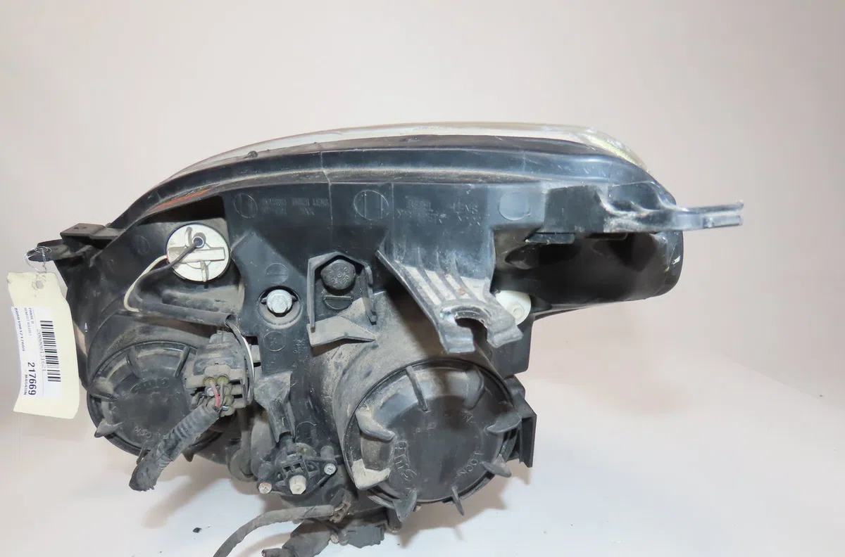 Phare droit Renault KOLEOS I (HY_) 2.0 dci 4x4 (hy0b) (2008) occasion
