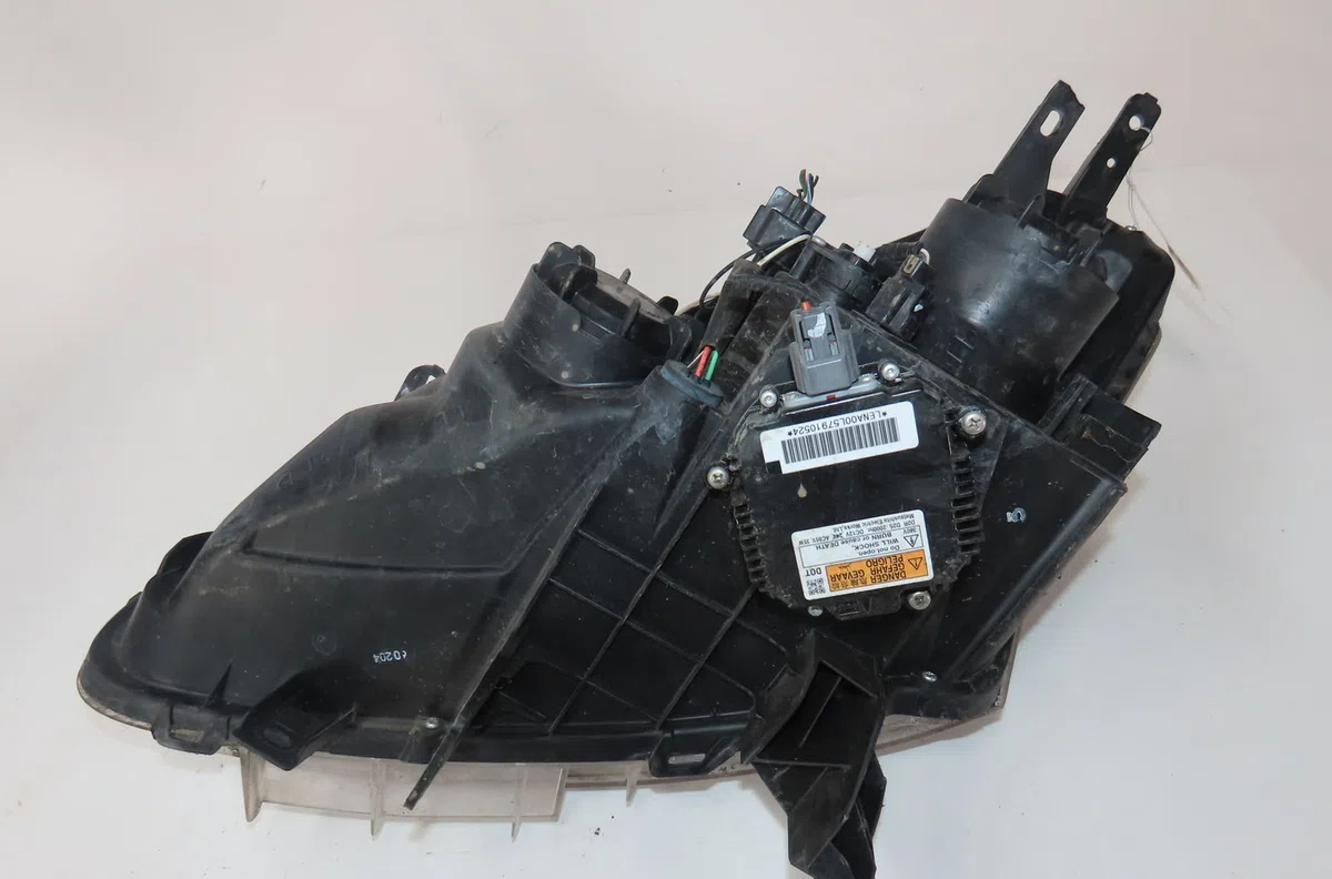 Phare droit Renault KOLEOS I (HY_) 2.0 dci 4x4 (hy0k) (2008) occasion