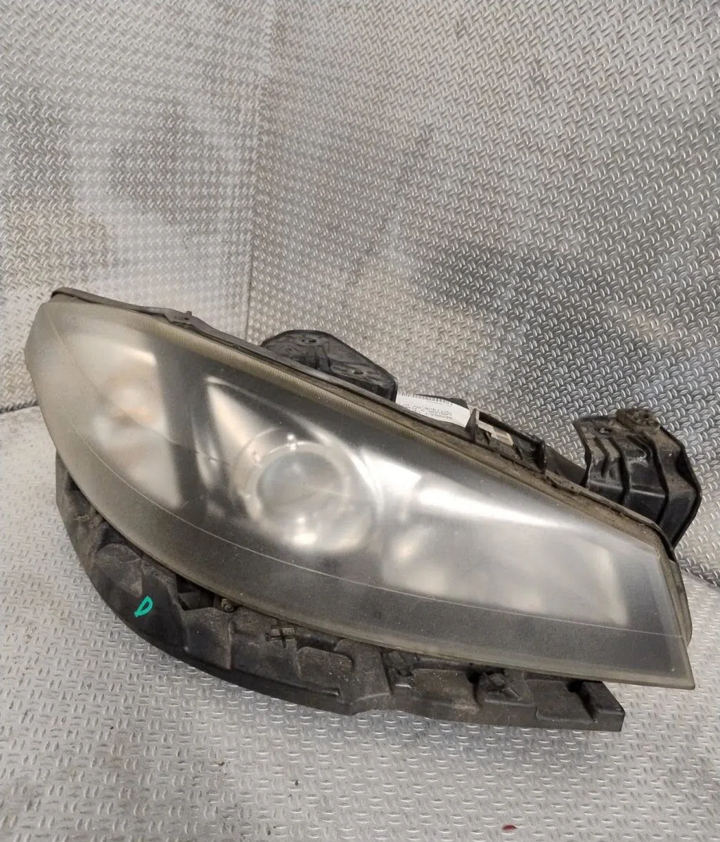 Phare droit RENAULT LAGUNA 2  LAGUNA 2 PHASE 2 occasion