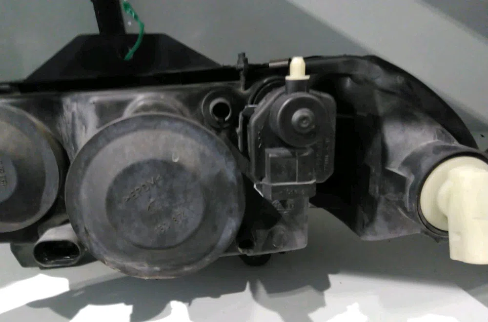 Phare droit Renault LAGUNA I (B56_, 556_) 2.0 (556a) (1999-2001) occasion