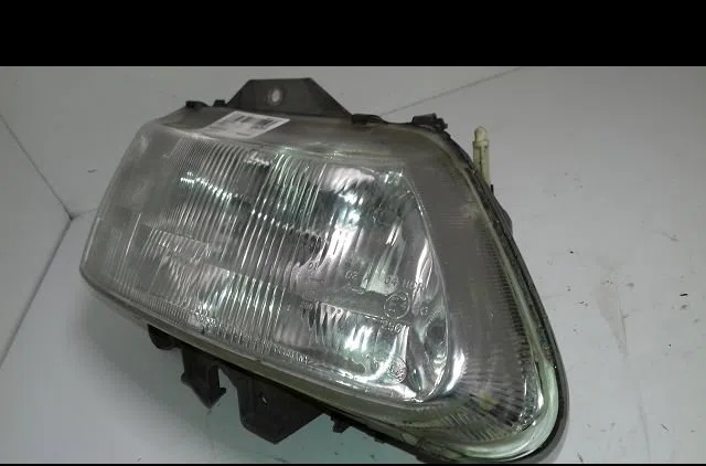 Phare droit Renault LAGUNA I (B56_, 556_) 2.0 (b56c-h-n) (1993-2001) occasion