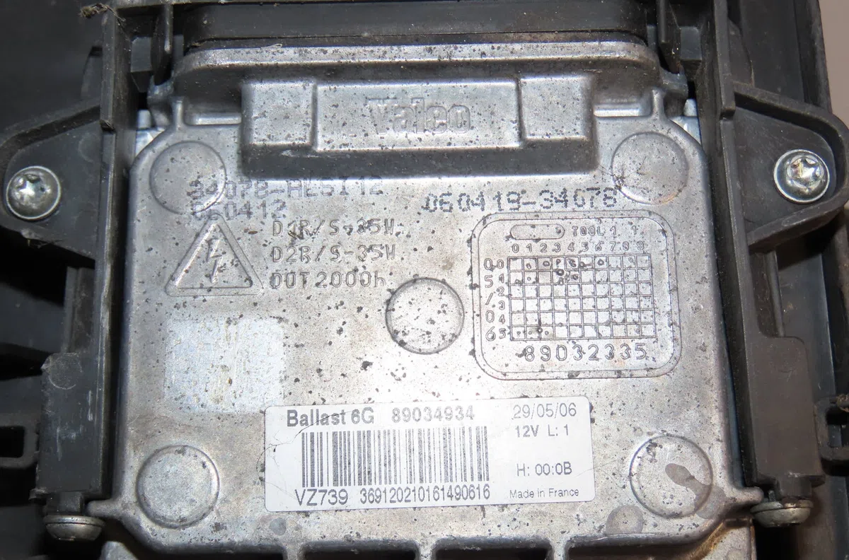 Phare droit Renault LAGUNA II (BG0-1_) 1.9 dci (2001-2007) occasion