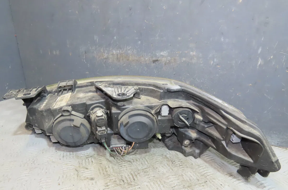Phare droit Renault LAGUNA II (BG0-1_) 1.9 dci (bg08, bg0g) (2001-2007) occasion