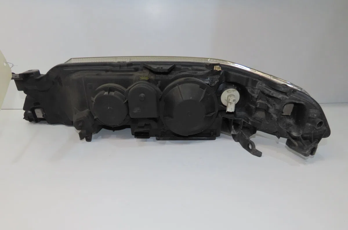 Phare droit Renault LAGUNA II (BG0-1_) 1.9 dci (bg08, bg0g) (2001-2007) occasion