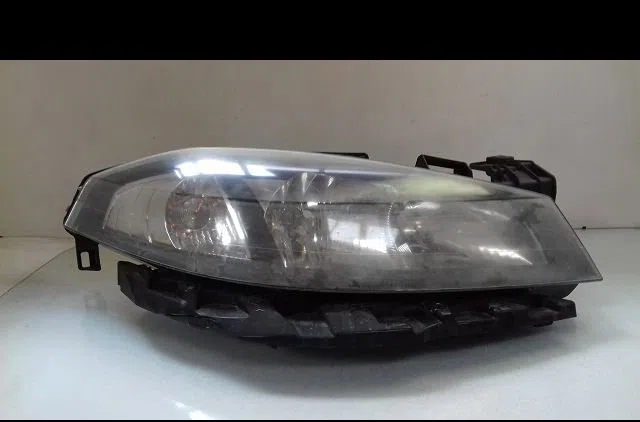 Phare droit Renault LAGUNA II (BG0-1_) 1.9 dci (bg1a, bg1v) (2005-2007) occasion