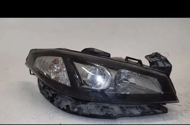 Phare droit Renault LAGUNA II Grandtour (KG0-1_) 1.9 dci (2001-2007) occasion