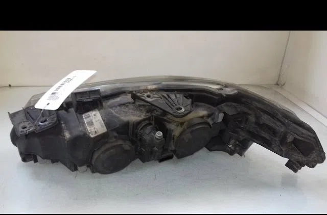 Phare droit Renault LAGUNA II Grandtour (KG0-1_) 2.0 dci (kg1t) (2005-2006) occasion