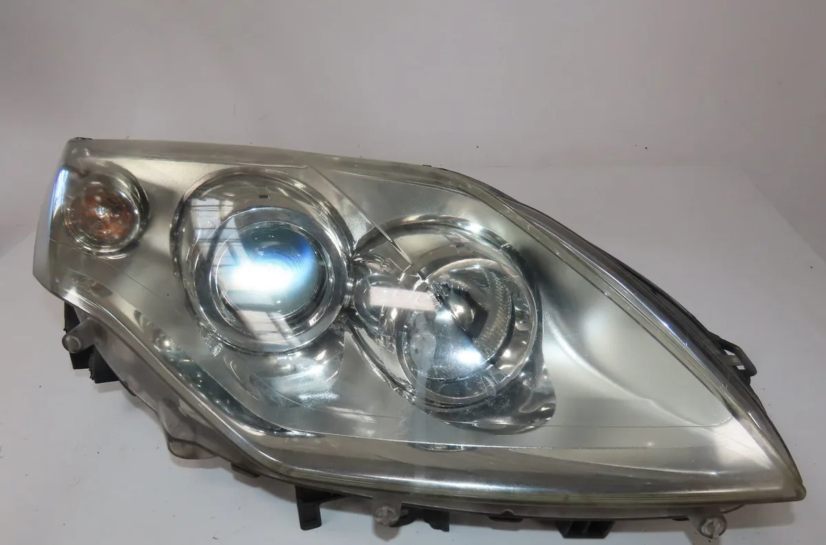 Phare droit Renault LAGUNA III (BT0-1) 1.5 dci (bt00, bt0a, bt0t, bt1j) (2007-2015) 5 portes occasion