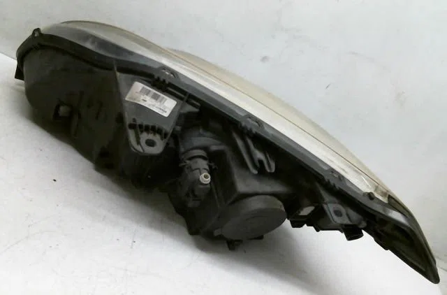 Phare droit Renault LAGUNA III (BT0-1) 1.5 dci (bt00, bt0a, bt0t, bt1j) (2007-2015) 5 portes occasion