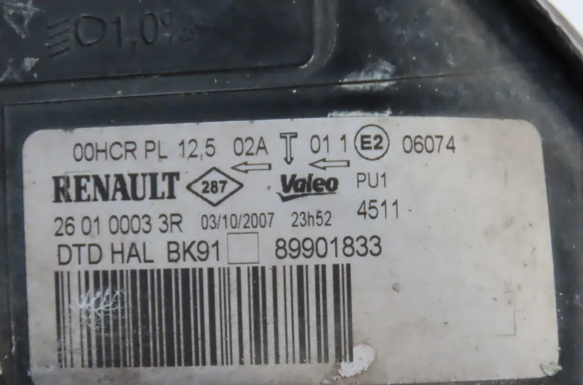 Phare droit Renault LAGUNA III (BT0-1) 2.0 dci (bt07, bt0j, bt14, bt1a, bt1s) (2007-2015) 5 portes occasion