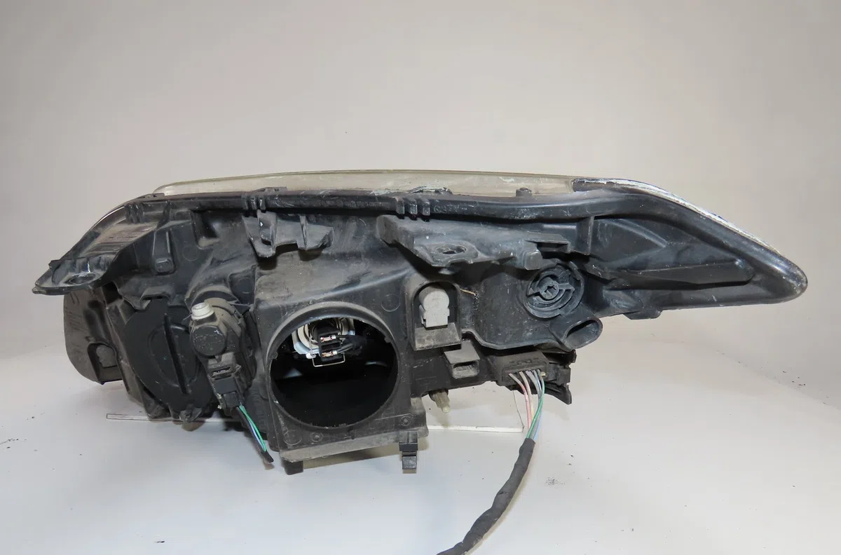 Phare droit Renault LAGUNA III (BT0-1) 2.0 dci (bt07, bt0j, bt14, bt1a, bt1s) (2007-2015) 5 portes occasion