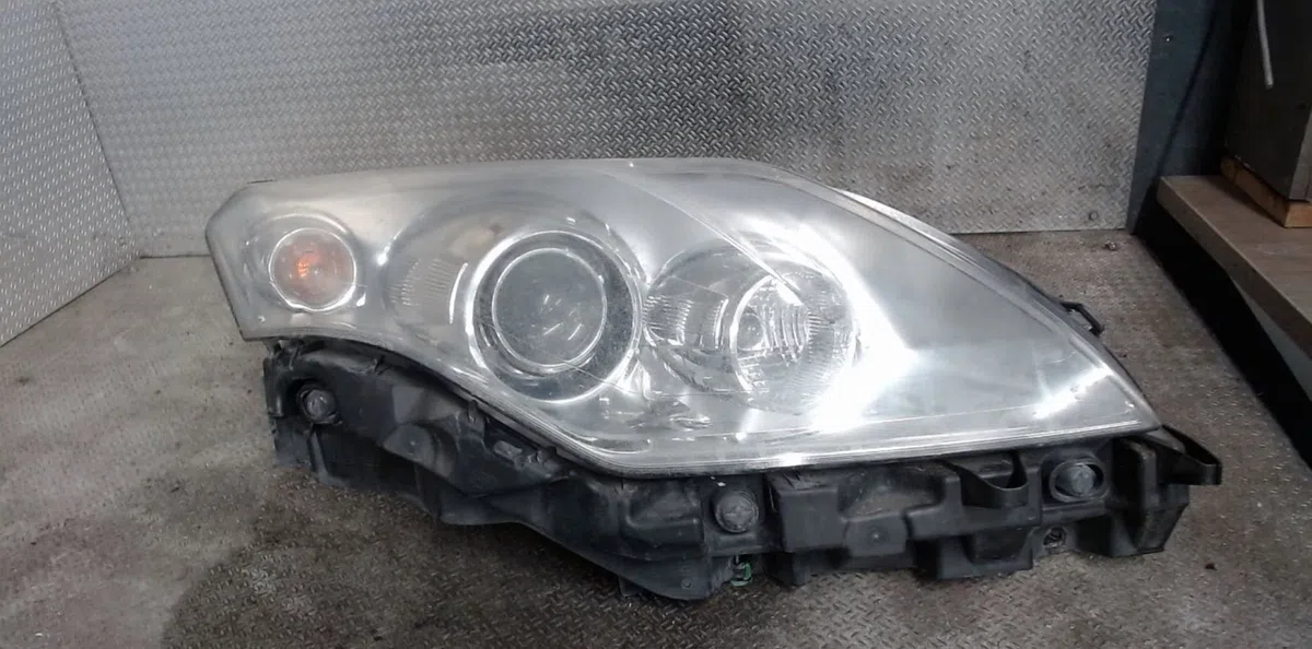 Phare droit Renault LAGUNA III (BT0-1) 2.0 dci (bt07, bt0j, bt14, bt1a, bt1s) (2007-2015) 5 portes occasion