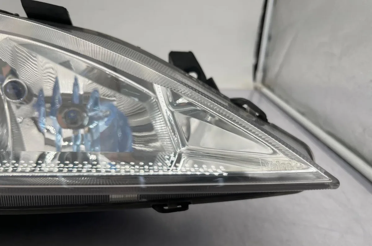 Phare droit RENAULT MEGANE 1 PHASE 2 occasion