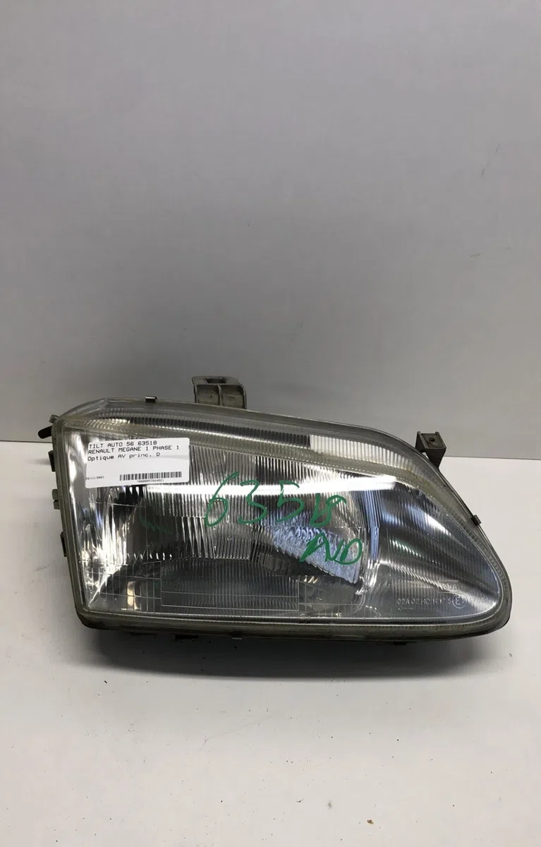 Phare droit Renault MEGANE I (BA0-1_) 1.6 e (ba0f, ba0s) (1996-1999) occasion