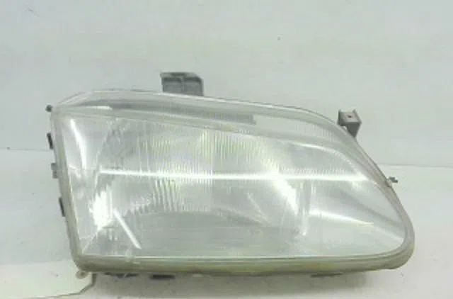 Phare droit Renault MEGANE I (BA0-1_) 1.9 dt (b-sa0k, b-sa0y) (1996-2003) occasion