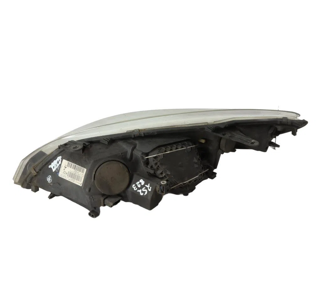 Phare droit Renault MEGANE III 3-5 portes (BZ0-1_, B3_) 1.5 dci (bz09, bz0d, bz1w, bz29, bz14) (2009) 5 portes occasion