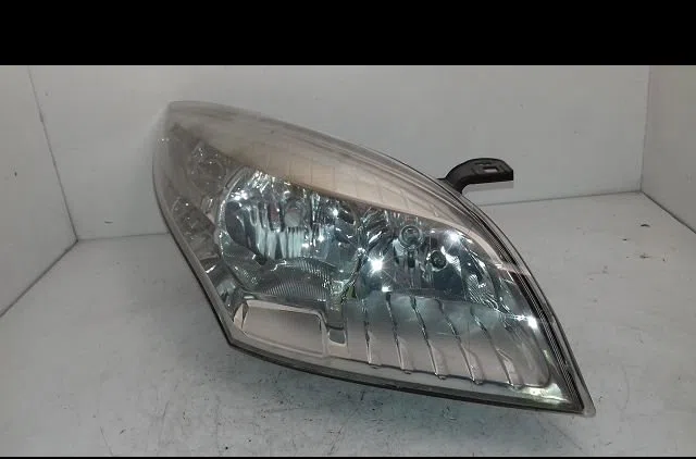 Phare droit Renault MEGANE III Grandtour (KZ0-1) 1.5 dci (kz1m, kz1w, kz0r) (2009) occasion