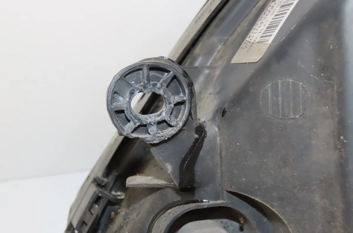 Phare droit Renault MEGANE Scenic (JA0-1_) 1.6 16v (ja0b, ja04, ja11, ja00) (1998-1999) occasion