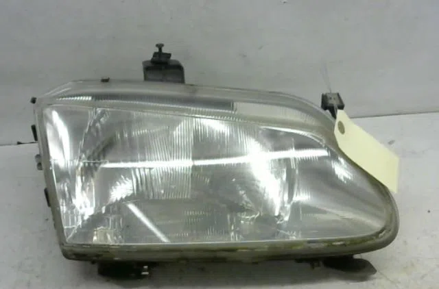 Phare droit Renault MEGANE Scenic (JA0-1_) 1.6 e (ja0f) (1996-1999) occasion