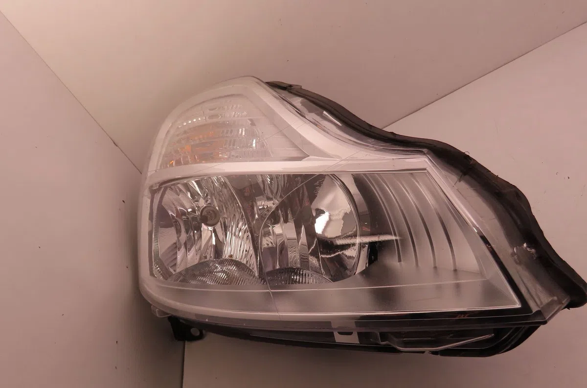 Phare droit Renault MODUS - GRAND MODUS (F-JP0_) 1.2 (jp0s) (2004) occasion
