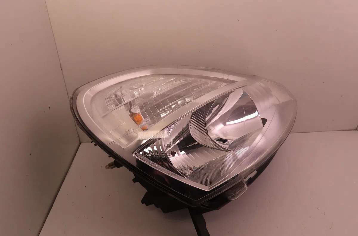 Phare droit Renault MODUS - GRAND MODUS (F-JP0_) 1.2 (jp0s) (2004) occasion