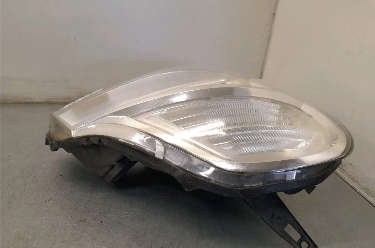 Phare droit Renault MODUS - GRAND MODUS (F-JP0_) 1.5 dci 75 (2010) 5 portes occasion