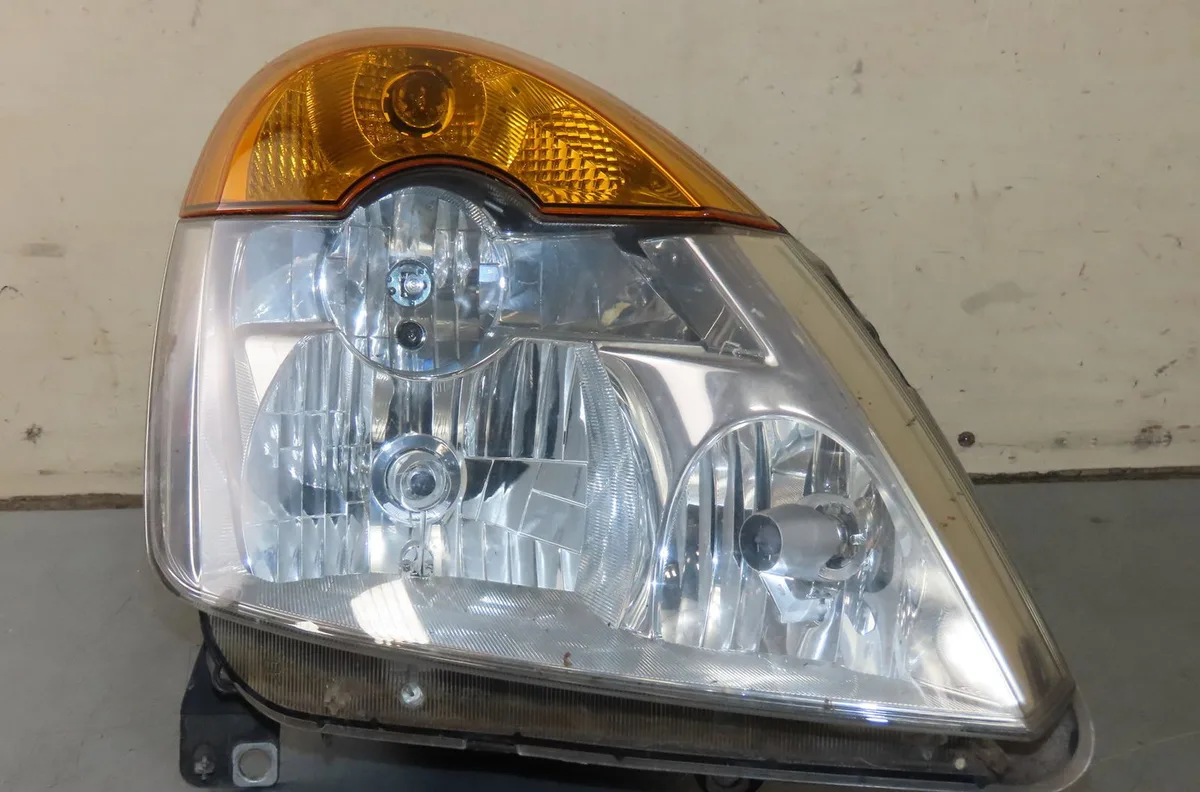 Phare droit Renault MODUS - GRAND MODUS (F-JP0_) 1.5 dci (fp0d, jp0d) (2004) occasion