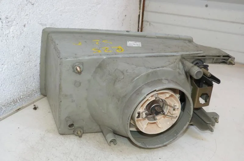 Phare droit RENAULT R25 PHASE 1 occasion