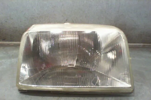 Phare droit RENAULT R5 1985 occasion